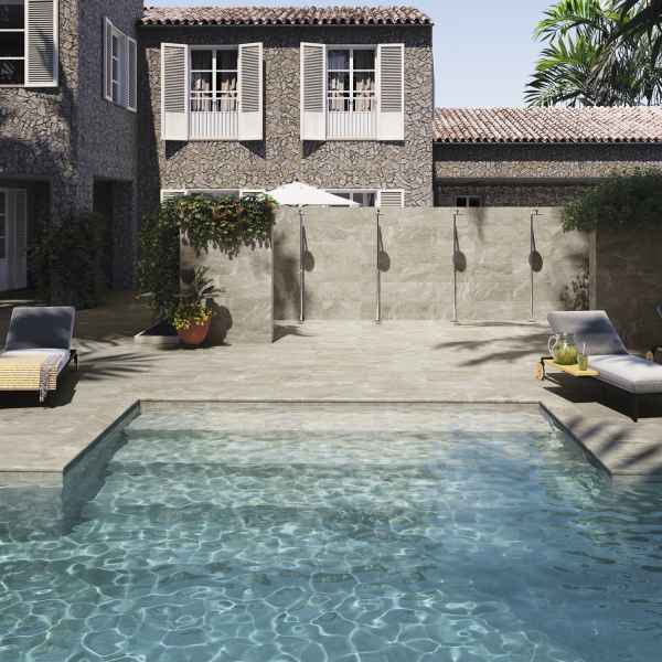 Caronérhin - Carrelage et margelles pour piscine à Mulhouse (secteur Saint-Louis, Altkirch, Guebwiller)